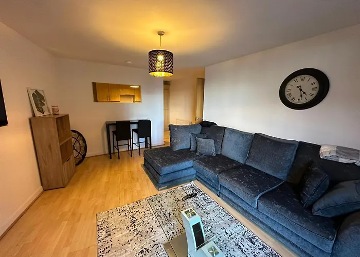 Albert Clock Apartment